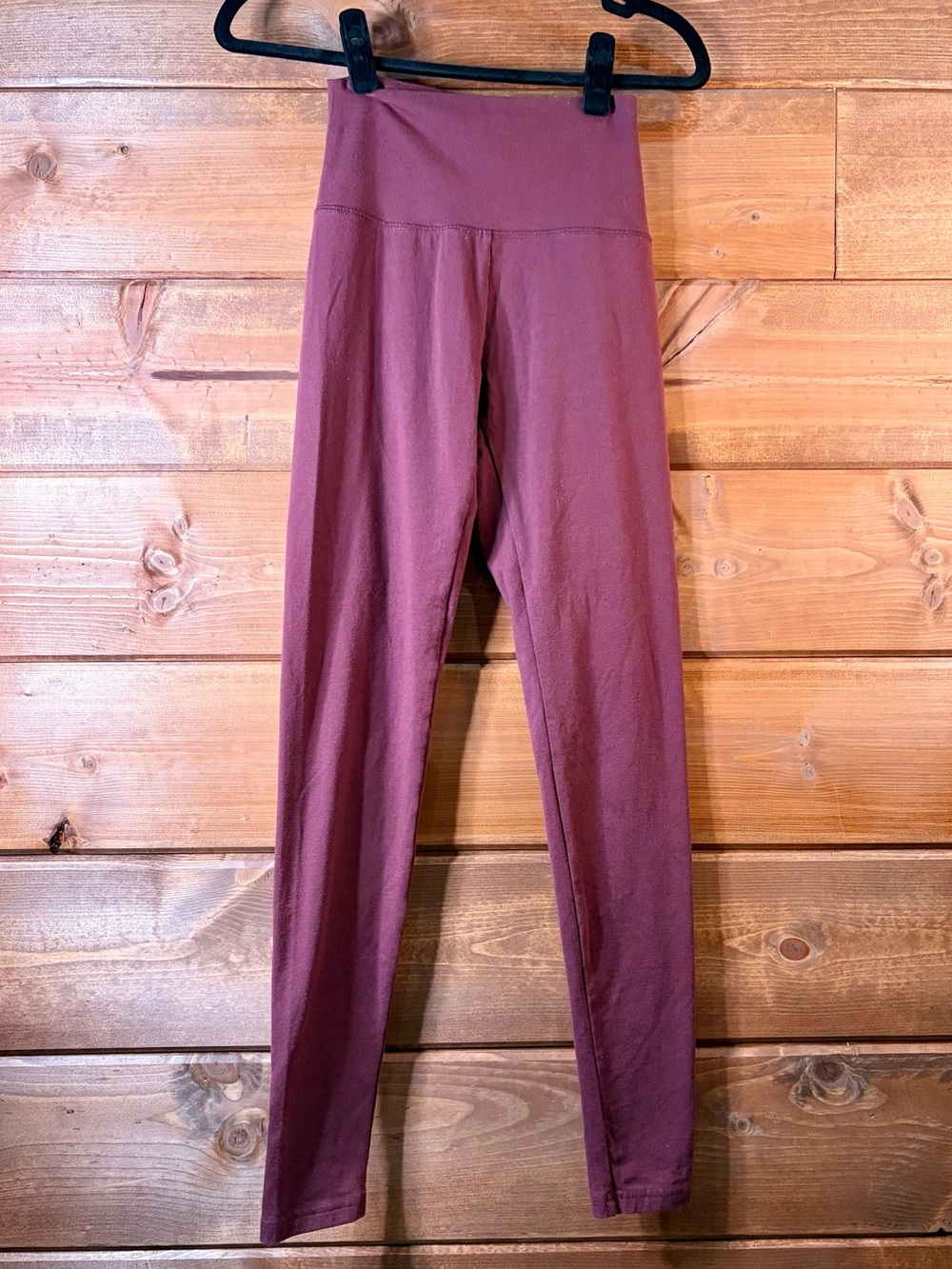 aerie Plum Berry High-Rise Leggings Size Small 💕💜